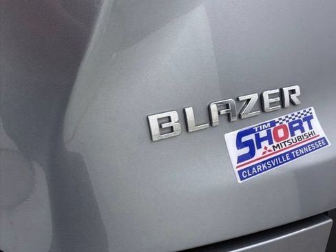 Used 2025 Chevrolet Blazer LT FWD image 10