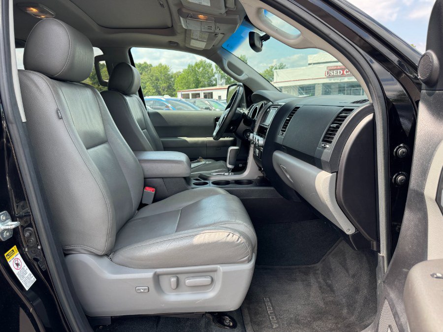 Used 2016 Toyota Sequoia Limited AWD/4WD image 20