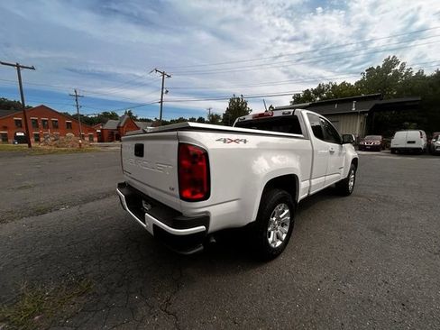 Used 2022 Chevrolet Colorado LT w/ Fleet Safety Package AWD/4WD image 5