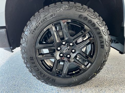 New 2026 Chevrolet Silverado 1500 LT Trail Boss w/ Safety Package AWD/4WD image 36