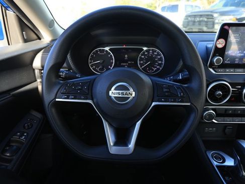 Used 2023 Nissan Sentra SV image 10