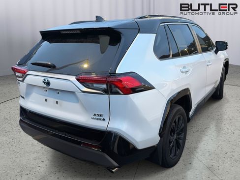 Certified 2024 Toyota RAV4 XSE w/ Advanced Technology Package AWD/4WD image 8
