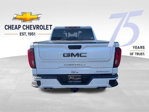 Used 2022 GMC Sierra 1500 Denali Ultimate AWD/4WD image 4