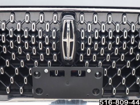 Used 2025 Lincoln Aviator AWD image 39