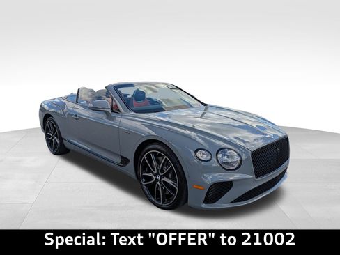 Used 2024 Bentley Continental GT image 10