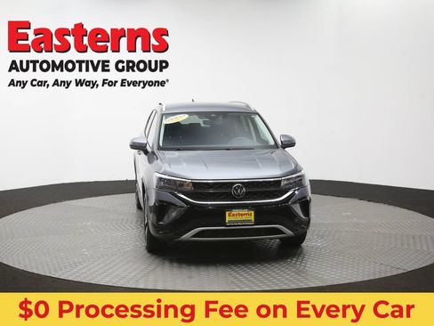 Used 2022 Volkswagen Taos SE FWD image 49