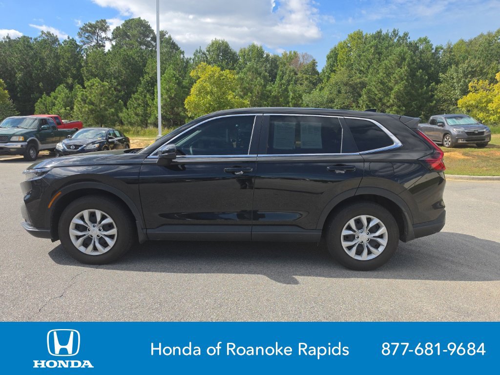 Used 2025 Honda CR-V LX image 2