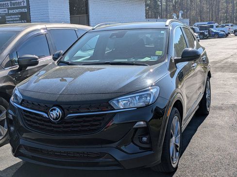 Used 2022 Buick Encore GX Select w/ Advanced Technology Package image 3