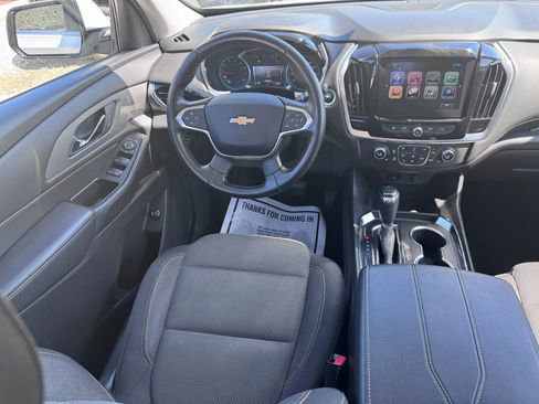 Used 2019 Chevrolet Traverse LT image 24