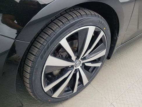 Used 2019 Nissan Altima 2.5 SR w/ SR Premium Package AWD/4WD image 31