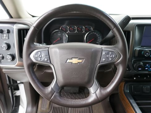 Used 2018 Chevrolet Silverado 1500 LTZ w/ Texas Edition image 19