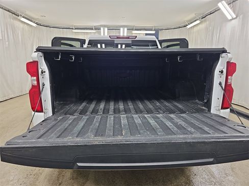 Used 2020 Chevrolet Silverado 1500 RST image 19