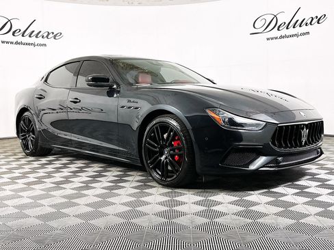 Used 2023 Maserati Ghibli Modena Q4 AWD/4WD image 1