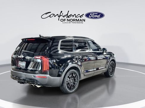 Used 2022 Kia Telluride SX w/ SX Prestige Package AWD/4WD image 9