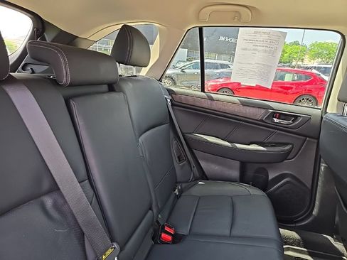 Used 2018 Subaru Outback 2.5i Limited w/ Popular Package #2 AWD/4WD image 34