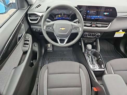 New 2026 Chevrolet TrailBlazer LT w/ Convenience Package FWD image 7