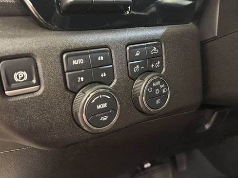 Used 2024 Chevrolet Silverado 3500 High Country w/ High Country Premium Package AWD/4WD image 16