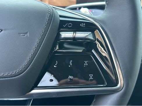 New 2026 Cadillac Escalade V w/ LPO, ONYX Package AWD/4WD image 35