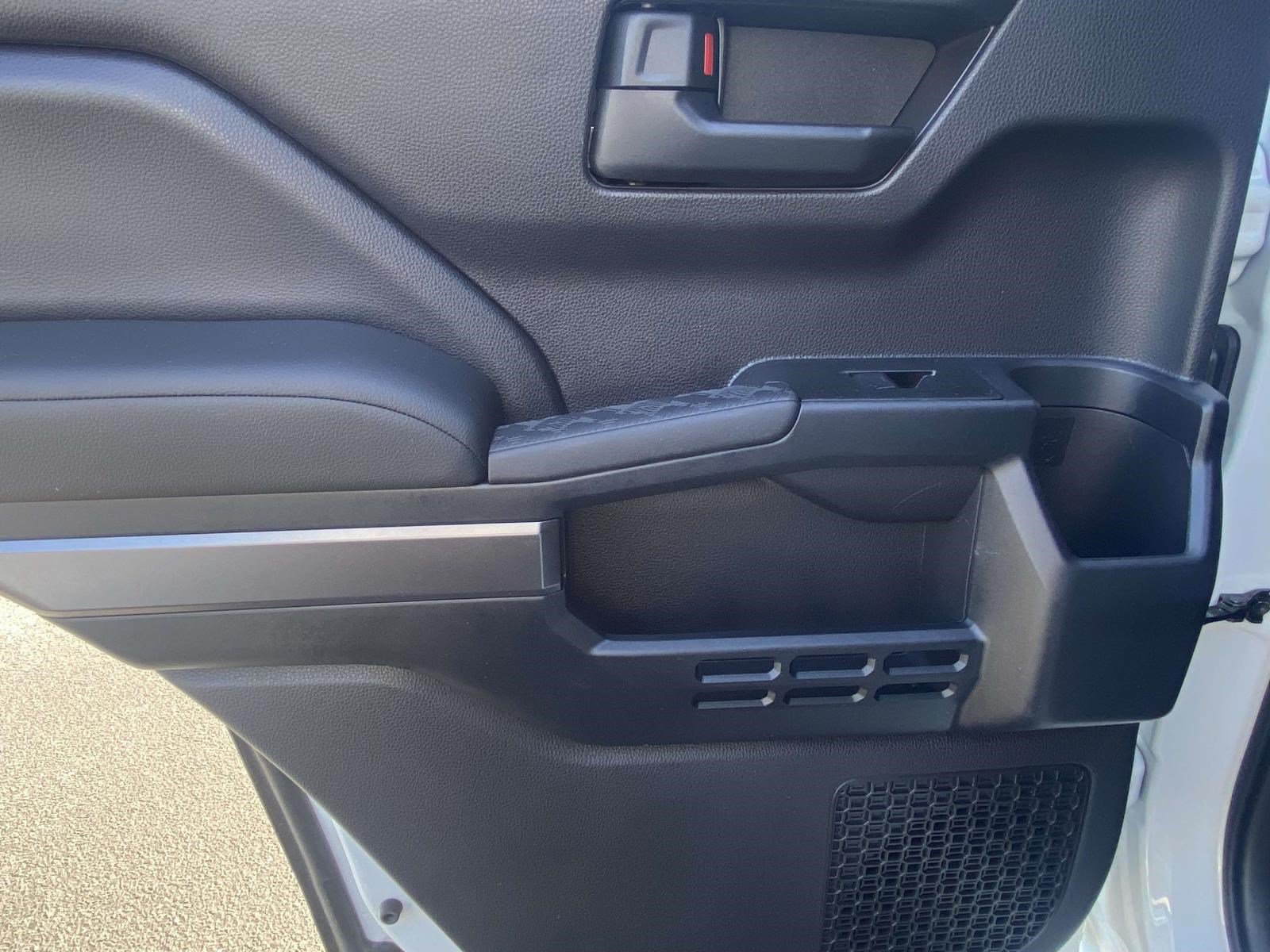 Used 2026 Toyota 4Runner SR5 AWD/4WD image 12