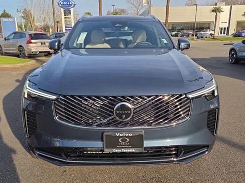 New 2026 Volvo XC90 B5 Plus w/ Protection Package Premier AWD/4WD image 11