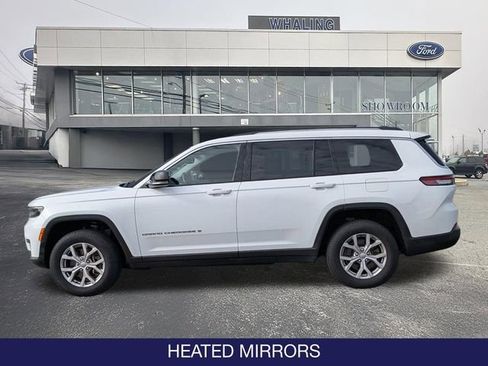 Used 2022 Jeep Grand Cherokee L Limited AWD/4WD image 3