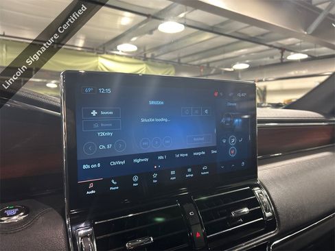 Certified 2022 Lincoln Navigator Reserve w/ Monochromatic Package image 16