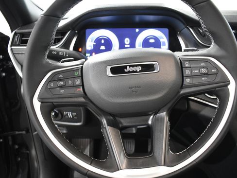 New 2026 Jeep Grand Cherokee Laredo X RWD image 12