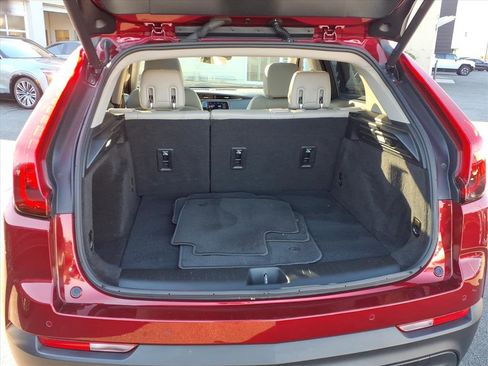 Certified 2023 Cadillac XT4 Luxury w/ Cold Weather Package image 14