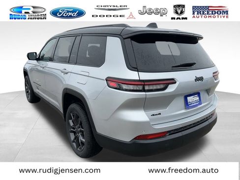 New 2025 Jeep Grand Cherokee L Limited w/ Trailer Tow Package image 9