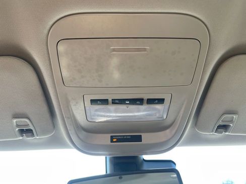 Used 2022 Chevrolet Colorado LT w/ Fleet Safety Package image 23