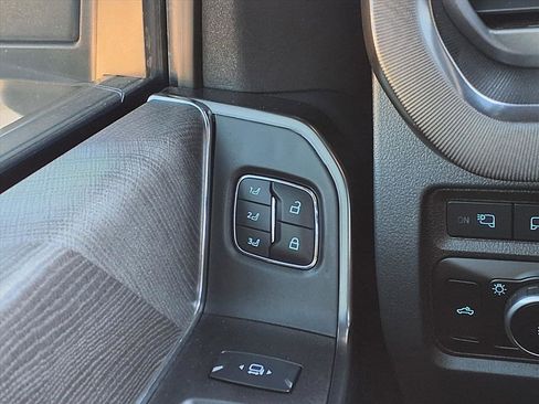 Used 2024 Ford F250 Platinum image 34