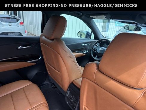Used 2019 Cadillac XT4 Premium Luxury image 33