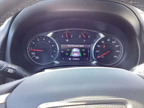 Used 2024 GMC Terrain SLT w/ LPO, Floor Liner Package AWD/4WD image 17