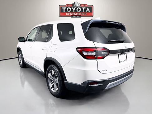 Used 2025 Honda Pilot EX-L image 5