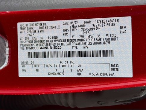 Used 2022 Ford Escape SE w/ SE Sport Appearance Package image 33