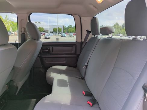 Used 2018 RAM 1500 Express w/ Express Value Package AWD/4WD image 14