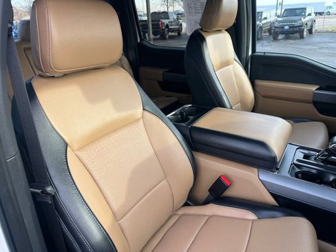 Used 2023 Ford F150 Lariat w/ Equipment Group 502A High image 18