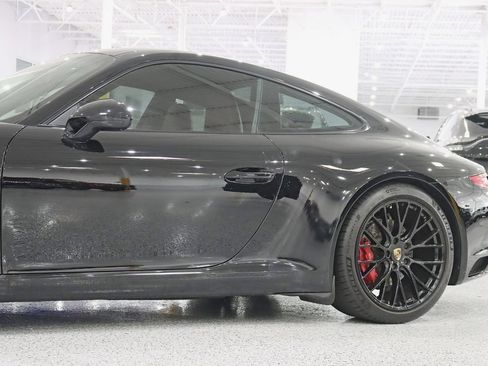 Used 2017 Porsche 911 Carrera S RWD image 4