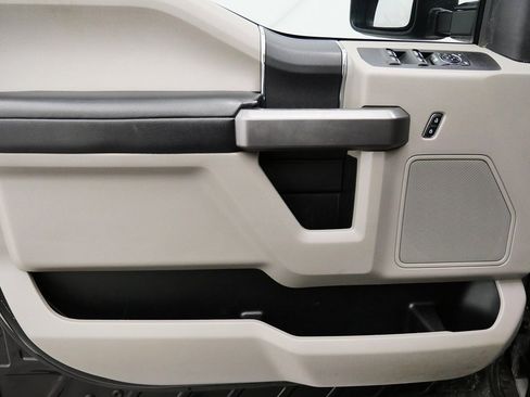 Used 2019 Ford F250 XLT image 14