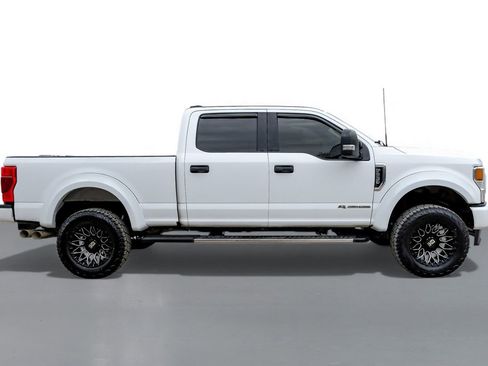 Used 2022 Ford F250 XLT w/ XLT Value Package image 6