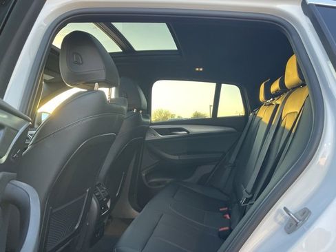 Used 2025 BMW X4 xDrive30i image 13