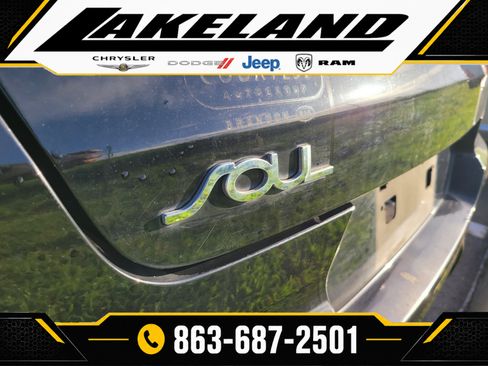 Used 2020 Kia Soul GT-Line FWD image 7