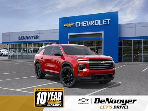 New 2026 Chevrolet Traverse LT AWD/4WD image 1