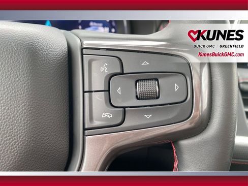 Used 2023 Chevrolet Suburban RST w/ Luxury Package image 28