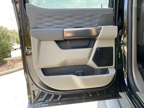 Used 2026 Ford F450 Platinum w/ Platinum Plus Package image 47