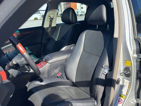 Used 2007 Lexus LS 460 image 19