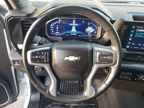 Used 2025 Chevrolet Silverado 2500 LT w/ Convenience Package AWD/4WD image 22