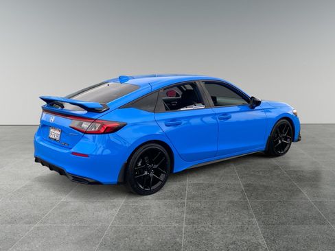 Used 2023 Honda Civic Sport image 5
