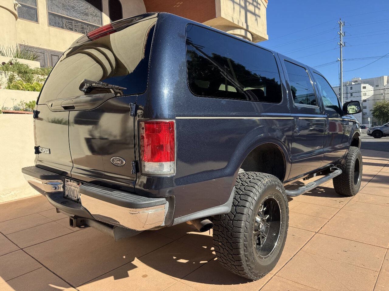 Used 2000 Ford Excursion XLT RWD image 5
