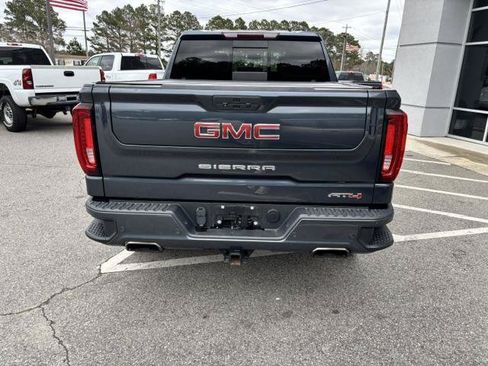 Used 2021 GMC Sierra 1500 AT4 w/ AT4 Value Package AWD/4WD image 6